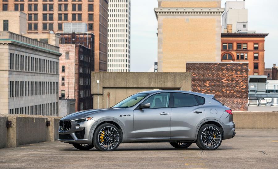  Maserati Levante GTS 2018 года  (NA) (фото 23 из 40)